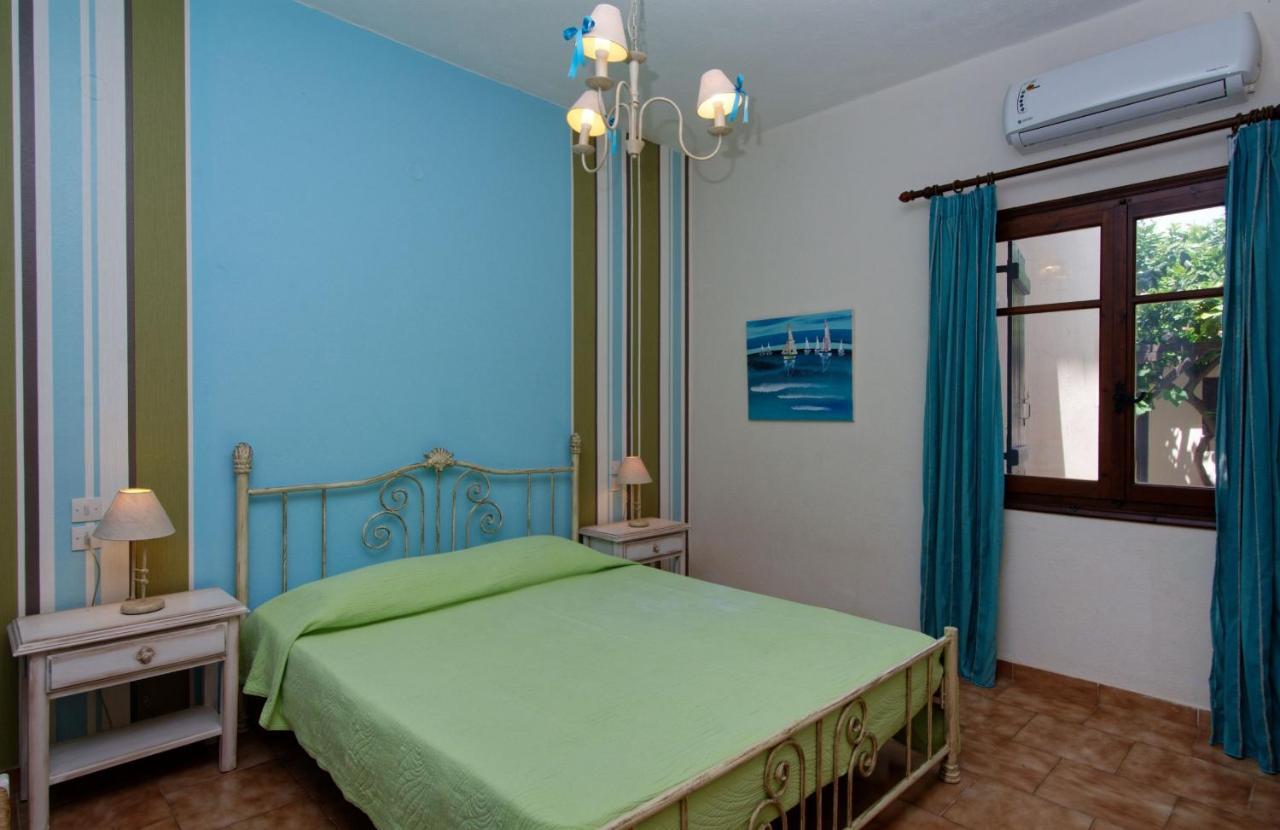 Iro Family Apartments Pelion 莱福卡斯特龙 外观 照片